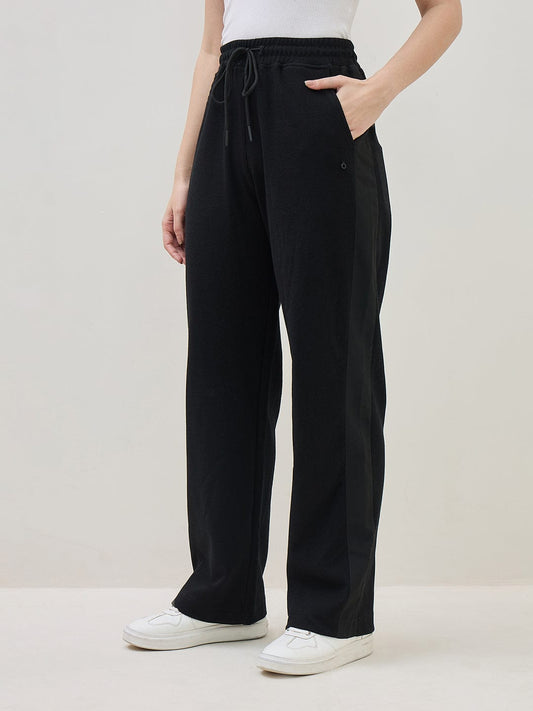 ICONIC Women Black Regular Fit Sweatpant