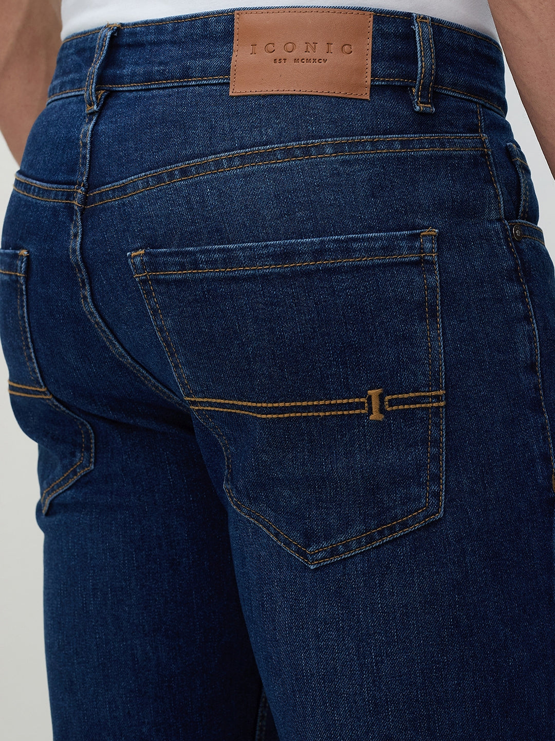 ICONIC Men Blue Slim Fit Jeans