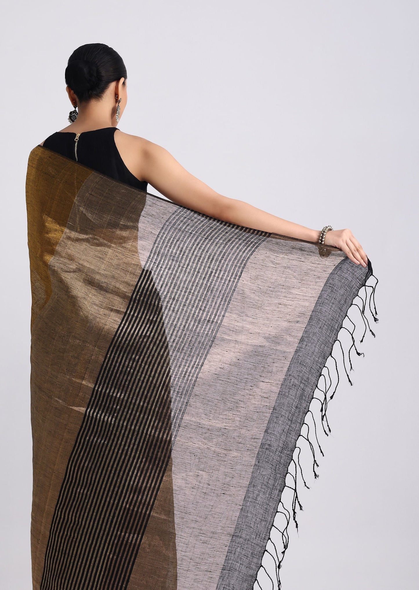Black Coloblock Linen Tissue Woven Saree