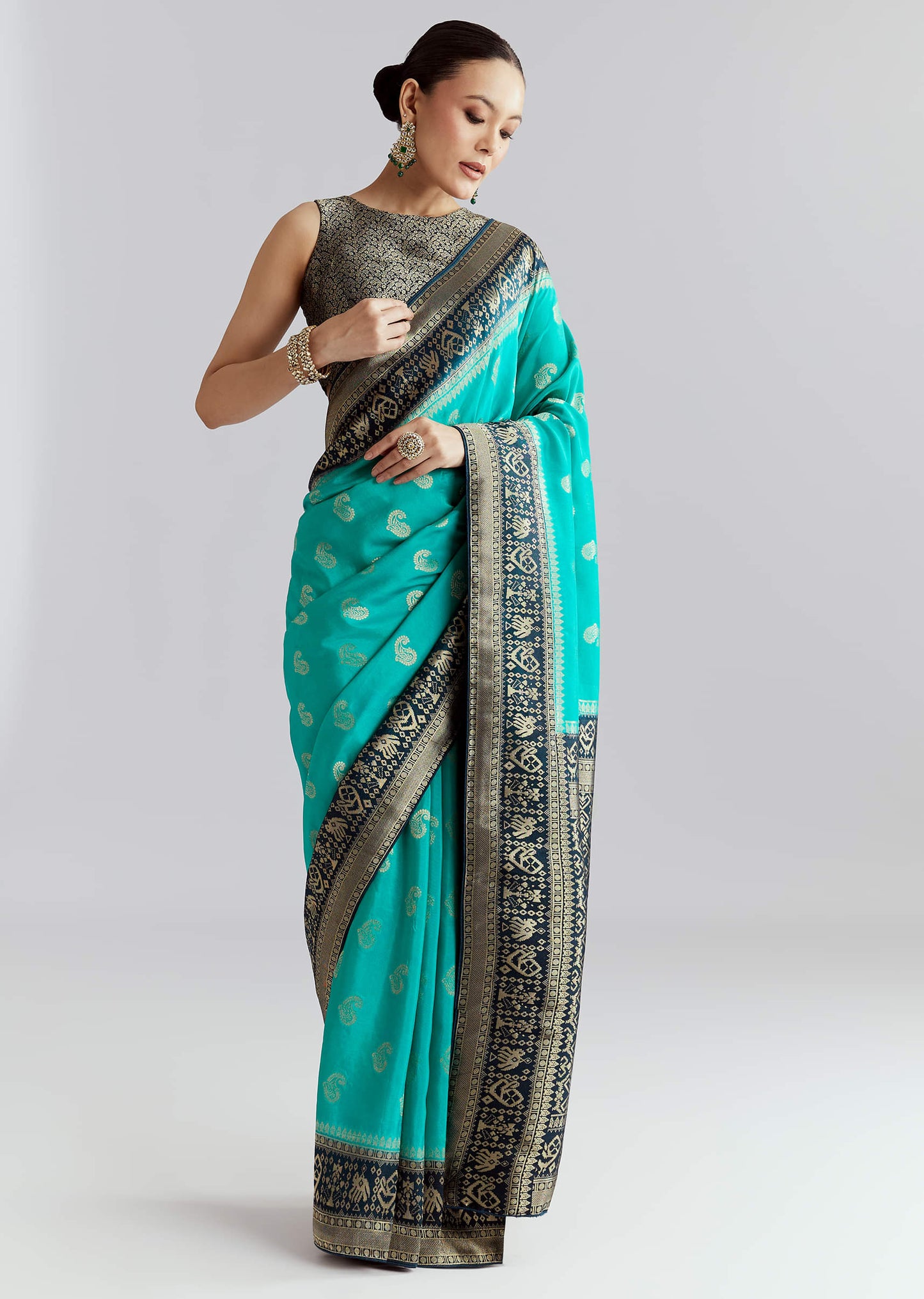 Blue Banarasi Silk Woven Saree With Zari Paisley Motifs