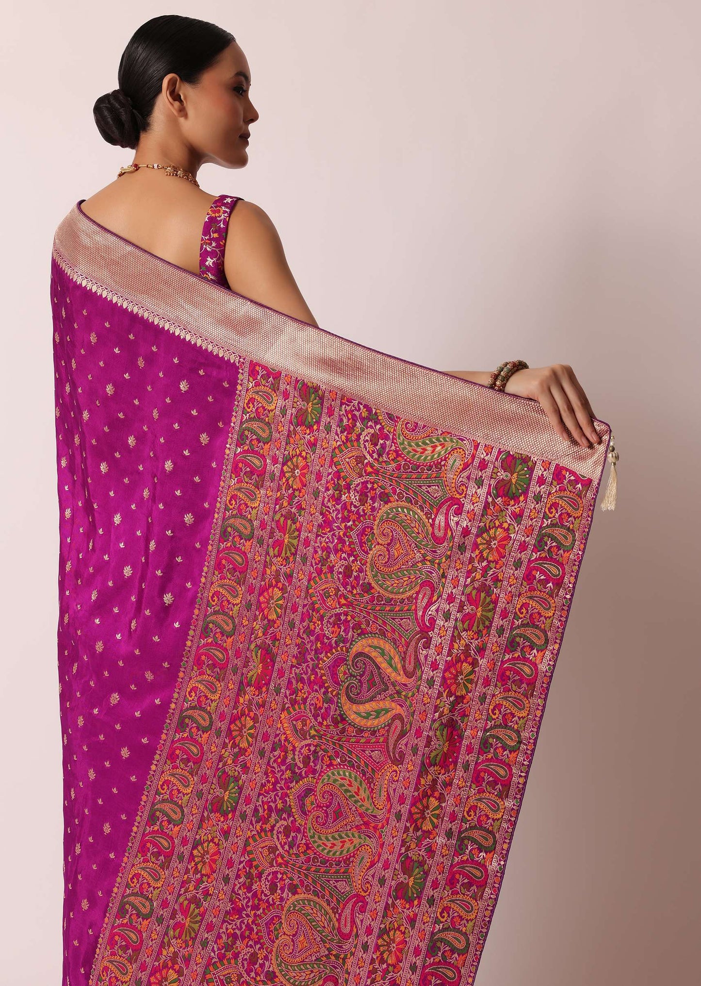 Purple Banarasi Silk Handloom Saree With Woven Motifs And Unstitched Blouse Piece